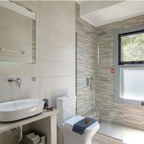 3 bedroom villa with pool & sea views, Agios Mathaios, sleeps 6